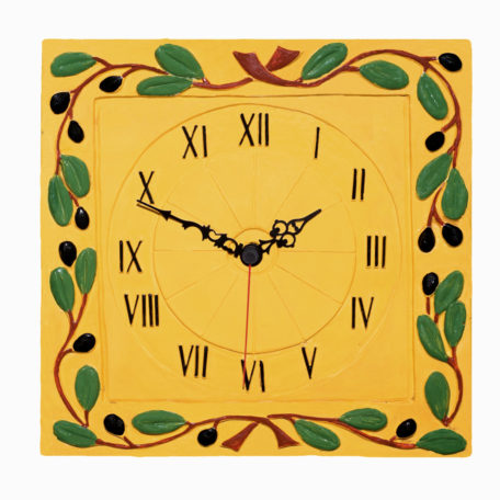 Horloge provençale jaune et carrée avec olives et rameaux d'olivier